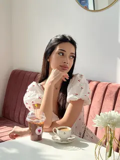 Аделина эскорт в городе Питер