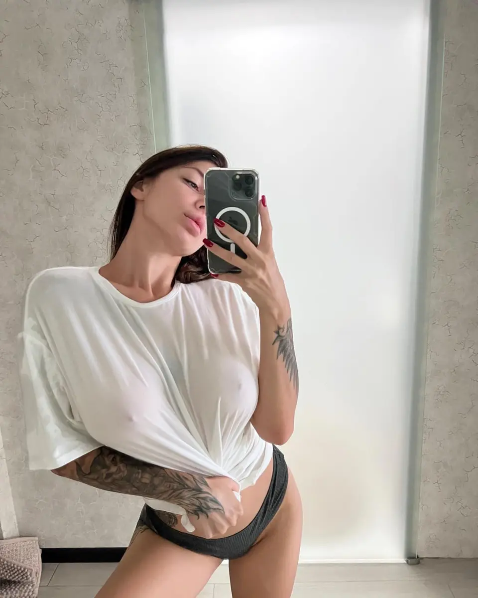 Селина эскорт в городе Питер