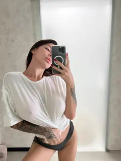 Селина эскорт в городе Питер