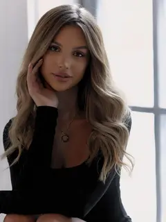 Шарлотта эскорт в городе Питер