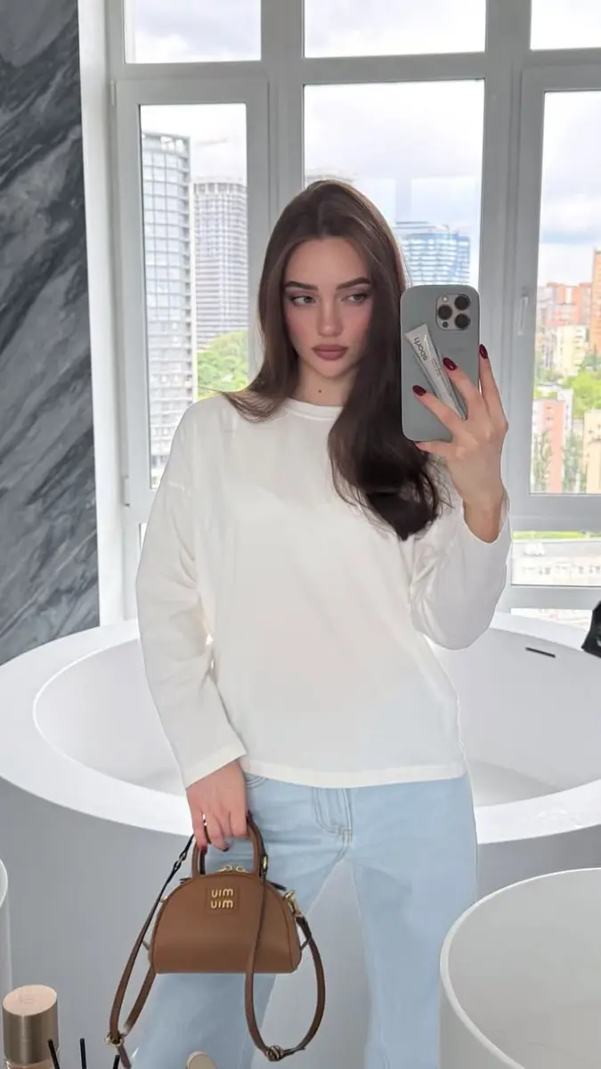 Хлоя эскорт в городе Питер