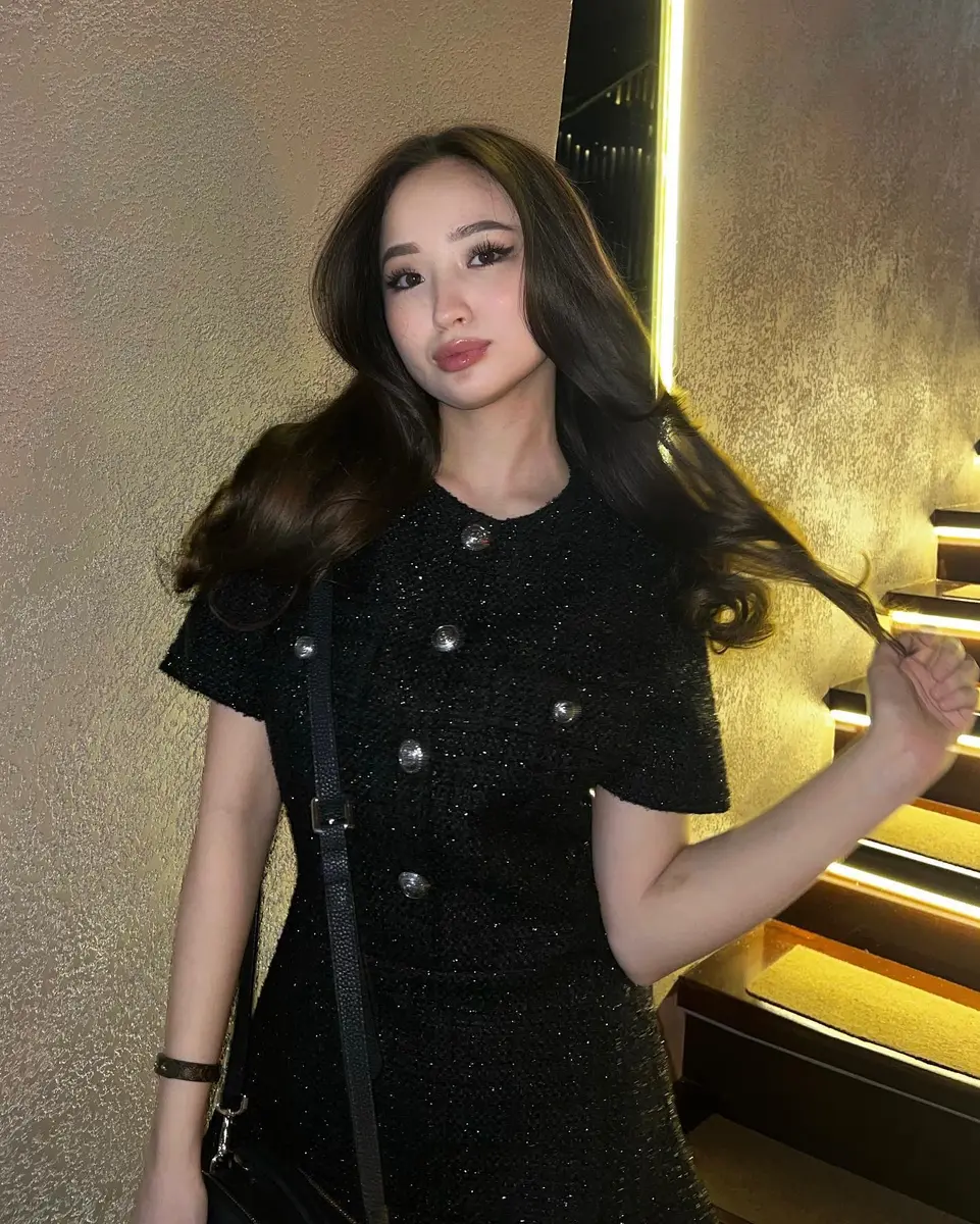 Кларенса эскорт в городе Питер