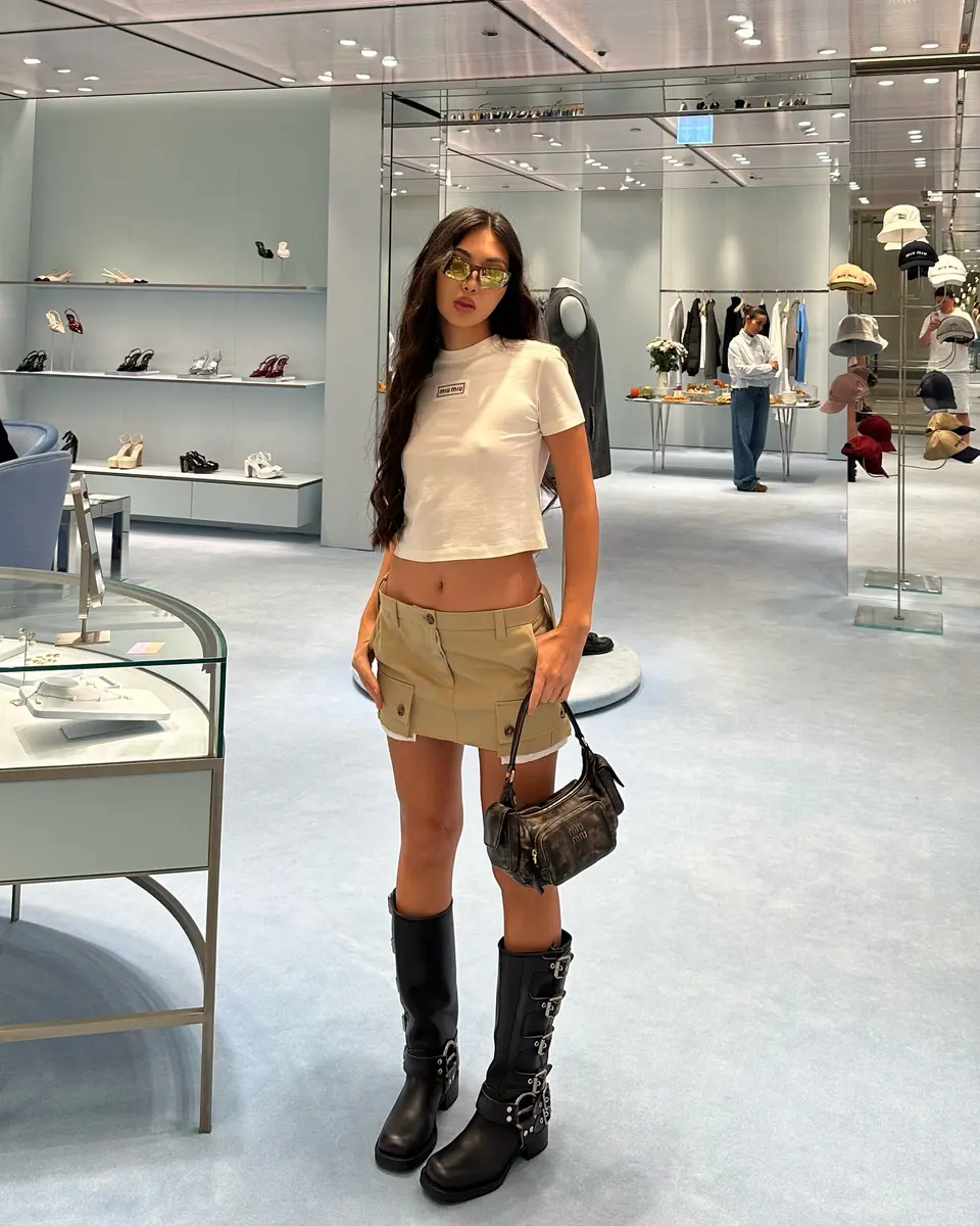 Дана эскорт в городе Питер