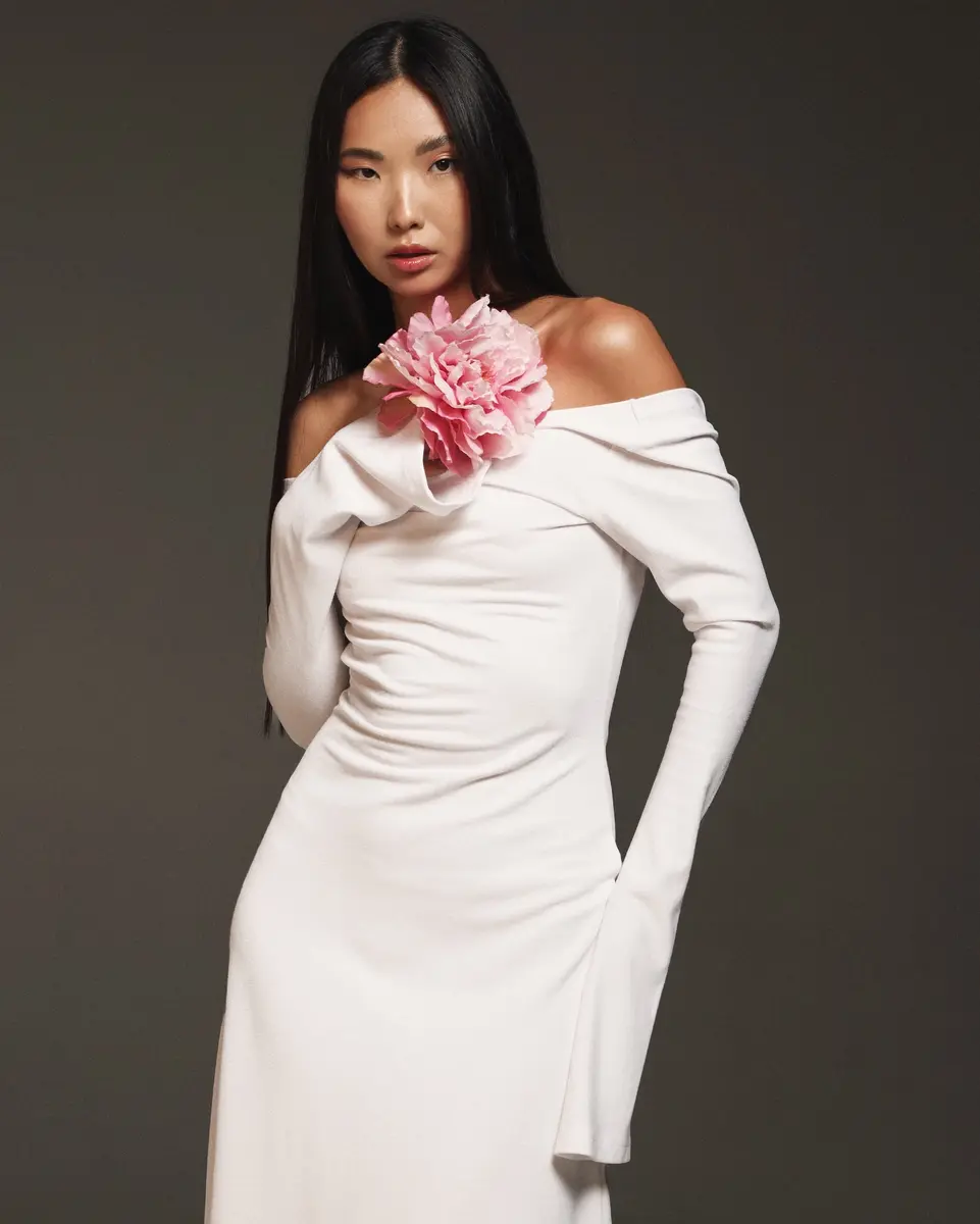 Дана эскорт в городе Питер