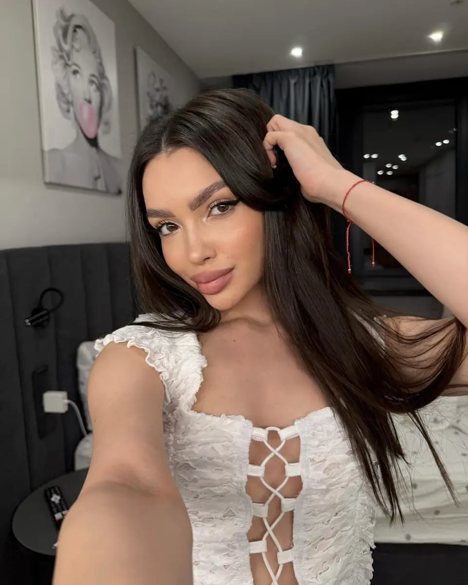 Элиза эскорт в городе Питер