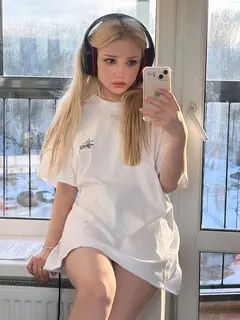 Ливия эскорт в городе Питер