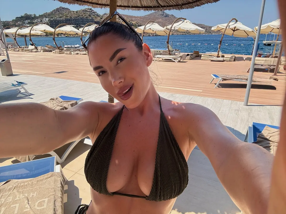 Малика эскорт в городе Питер