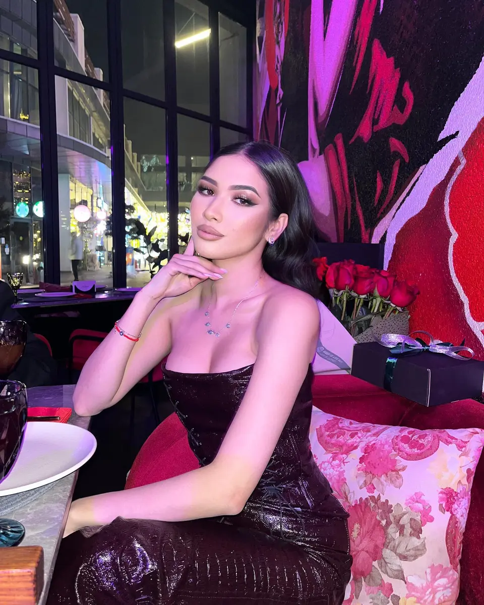 Мейлин эскорт в городе Питер