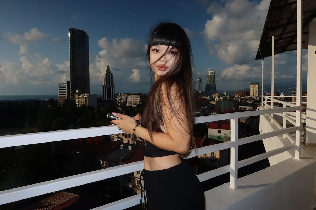 Мейру эскорт в городе Питер