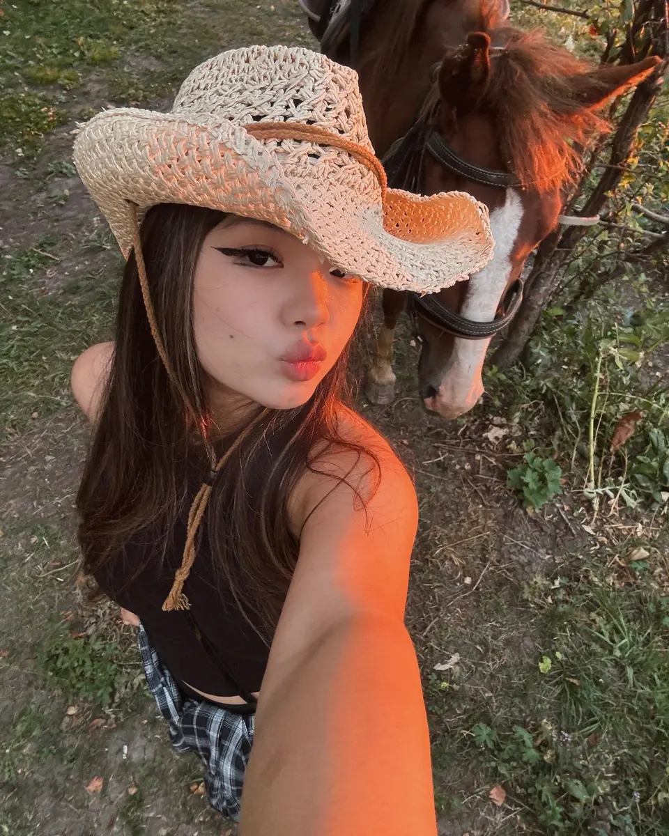 Мейру эскорт в городе Питер