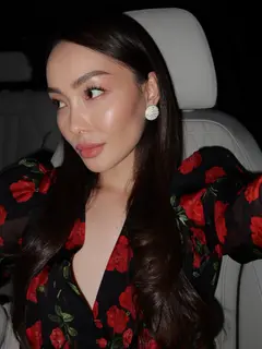 Мелания эскорт в городе Питер