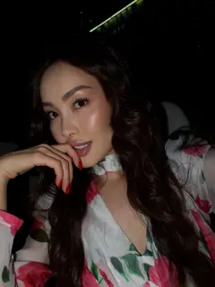 Мелания эскорт в городе Питер