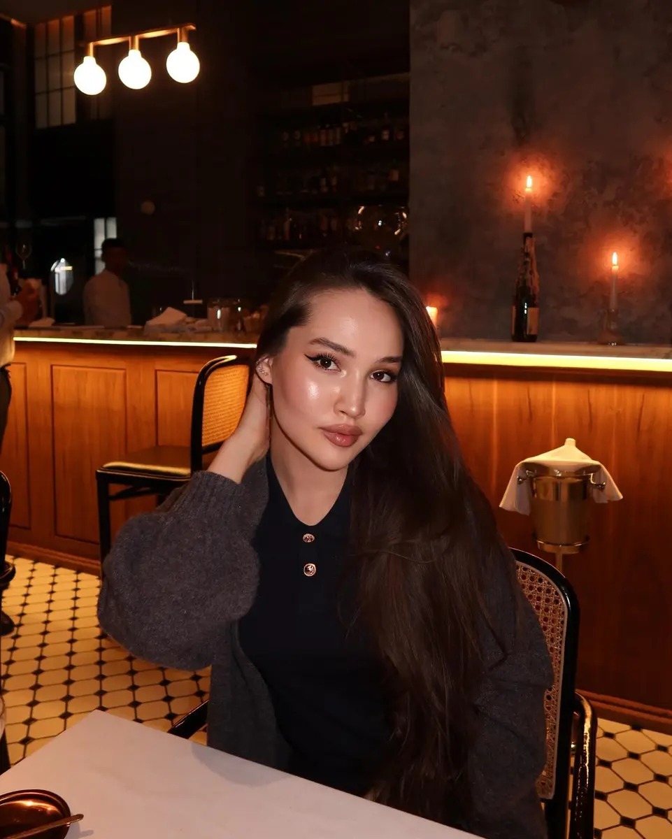 Мелисанда эскорт в городе Питер