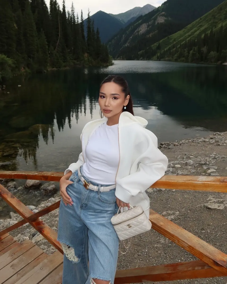 Мирелия эскорт в городе Питер