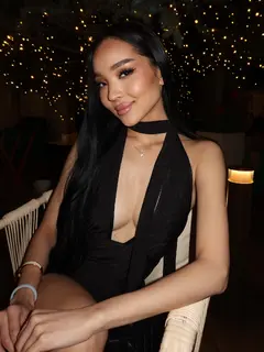 Наоми эскорт в городе Питер