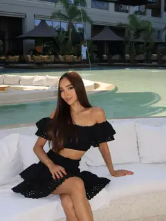 Наоми эскорт в городе Питер