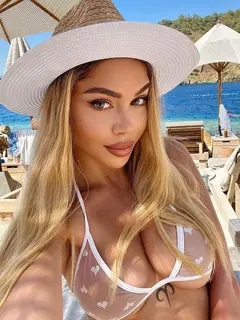 Наталья эскорт в городе Питер