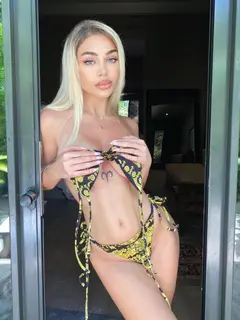 Наталья эскорт в городе Питер