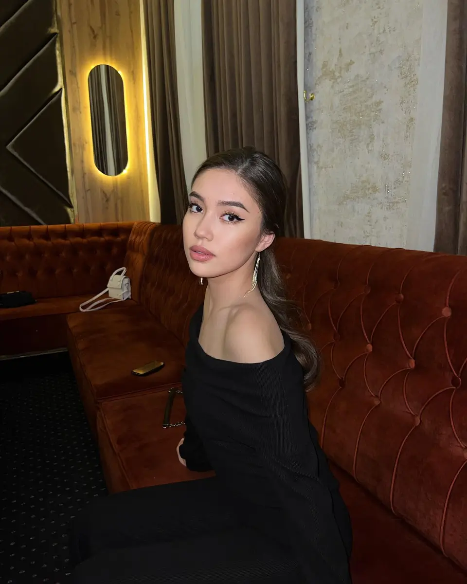 Ромина эскорт в городе Питер