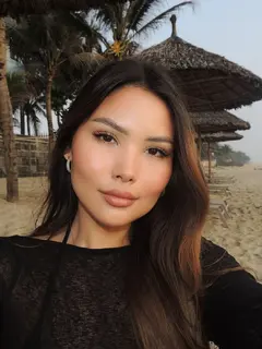 Шолпан эскорт в городе Питер