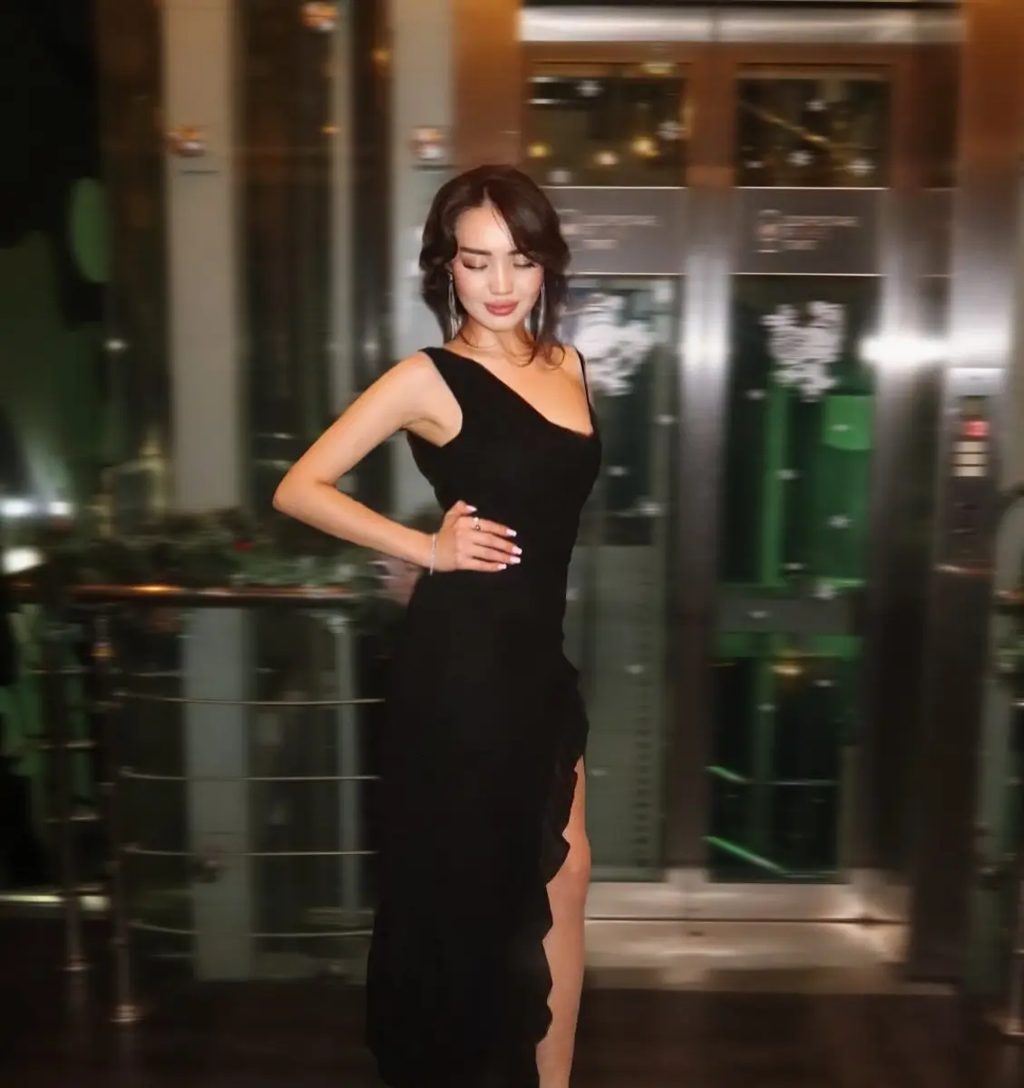 Сора эскорт в городе Питер