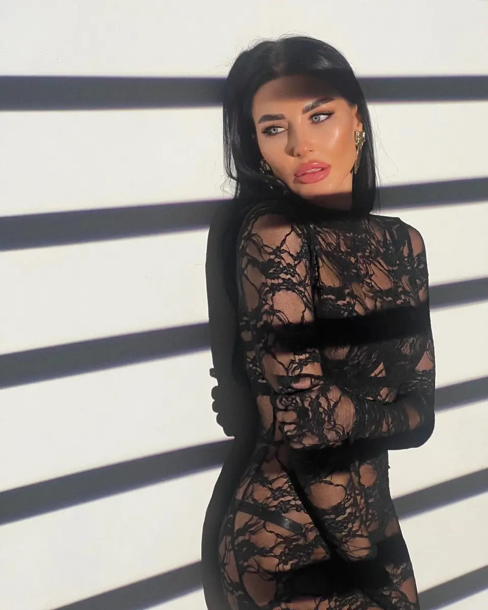 Виктория эскорт в городе Питер