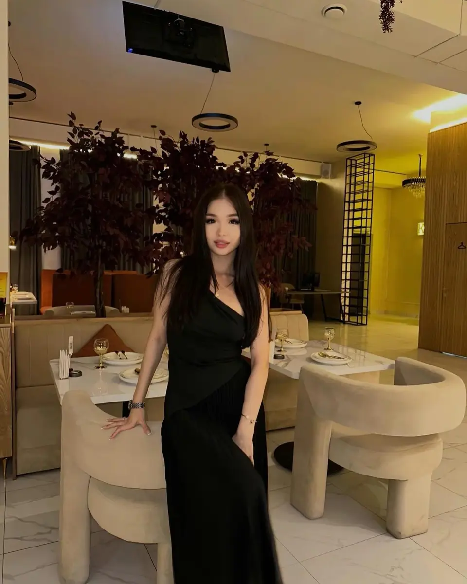 Юна эскорт в городе Питер