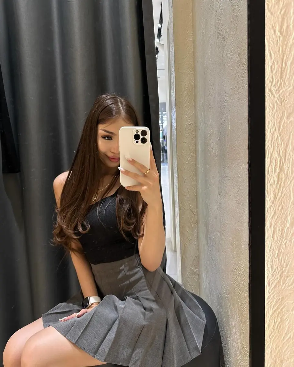 Юна эскорт в городе Питер